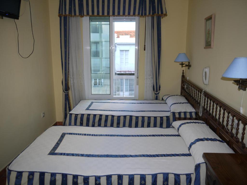 Hostal Casais Vigo Cameră foto
