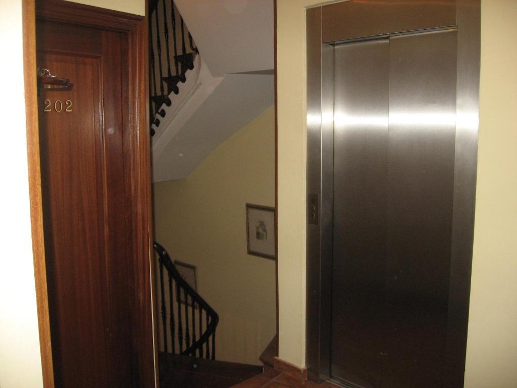 Hostal Casais Vigo Exterior foto