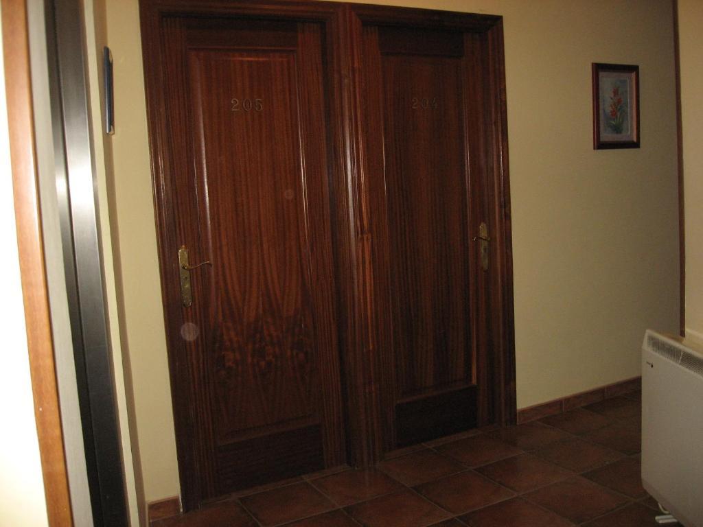 Hostal Casais Vigo Exterior foto